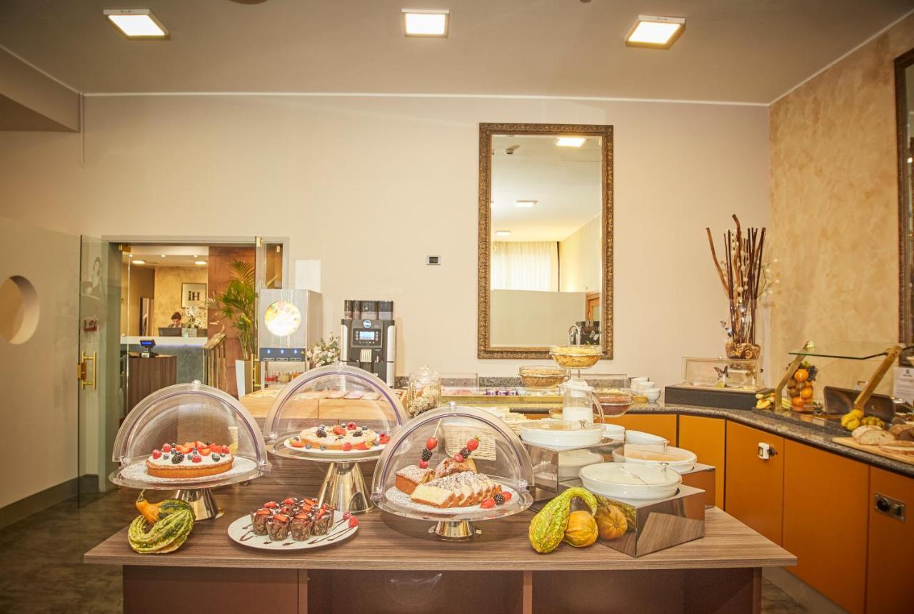 Ih Lorenteggio 4* Milano