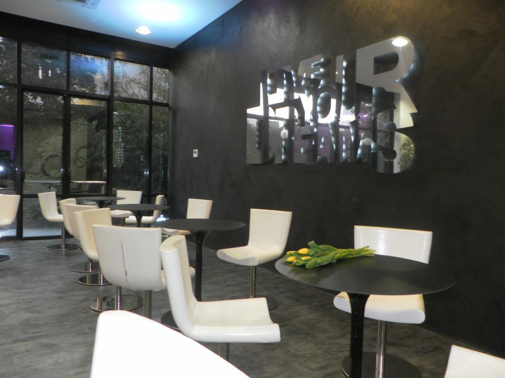 Ih Lorenteggio Hotel Milano