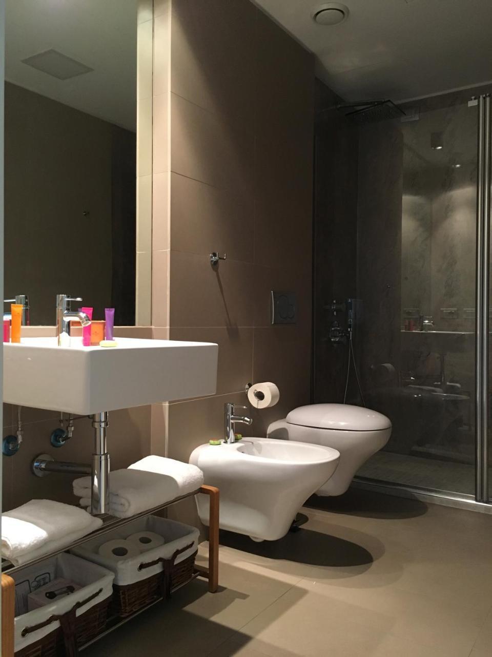 Apartment Corso - New Building Milan