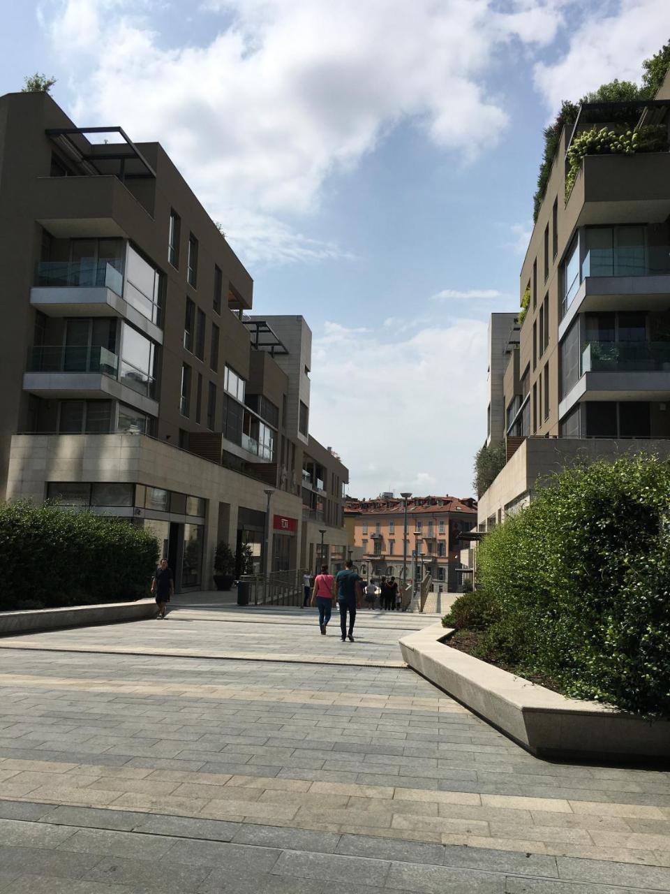 Corso - New Building * Mailand