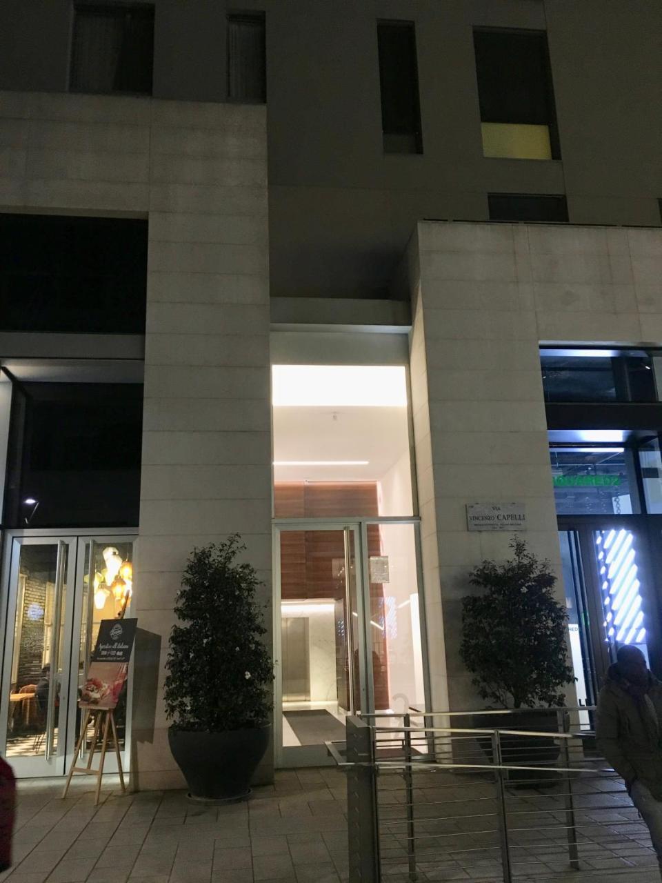 Corso - New Building Apartment Milan