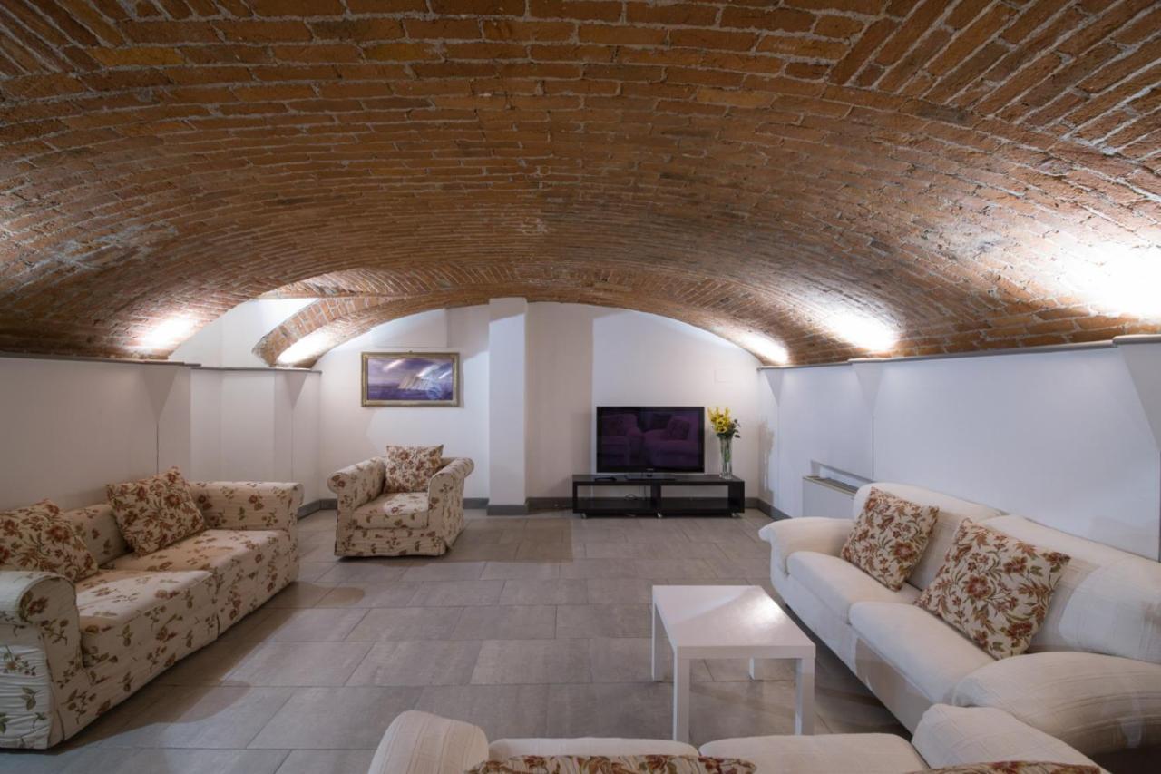 Apartment Loft In Navigli District With Jacuzzi & Sauna - Papiniano Mailand