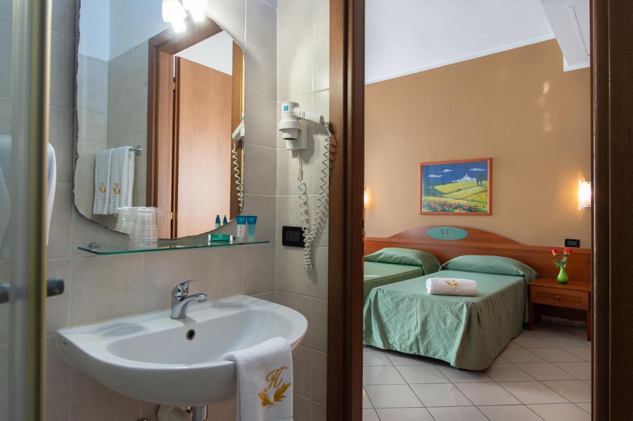 Hotel Dore
