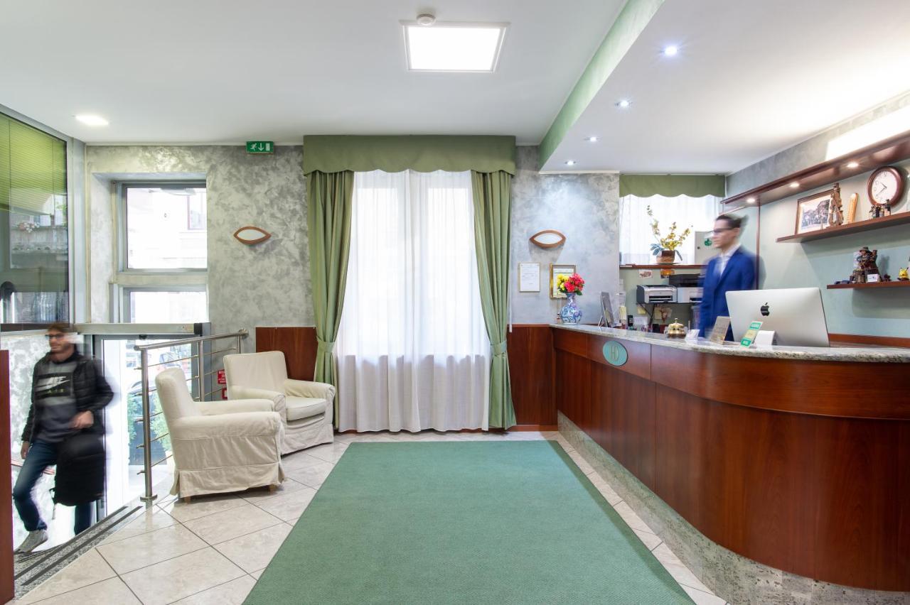 Dore Hotel