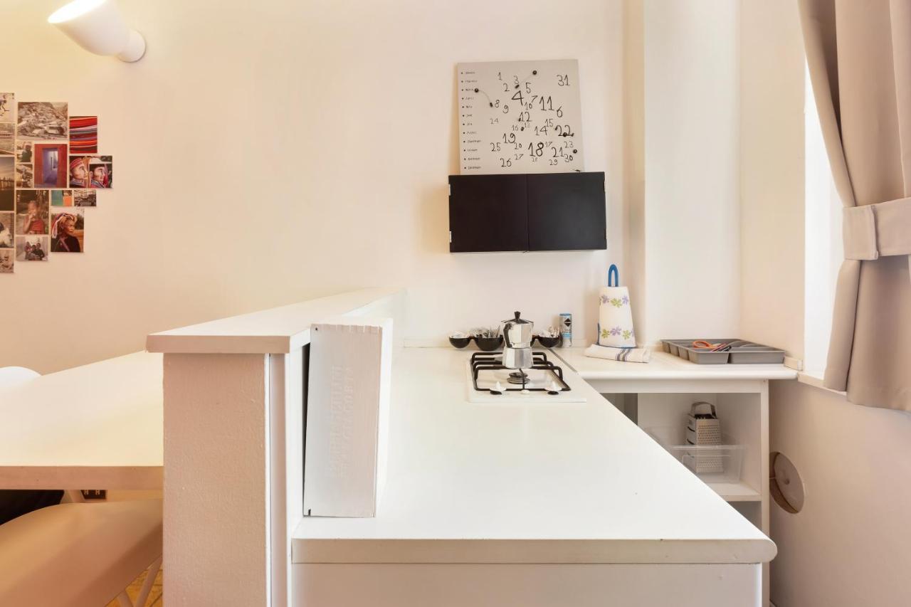 Cosy Nest Isola District Heart Apartment