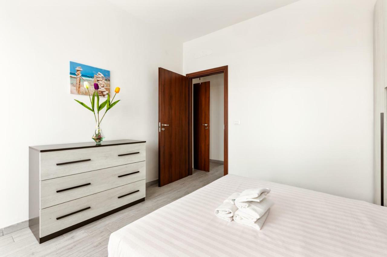 Renewed Balcony Flat With Garden