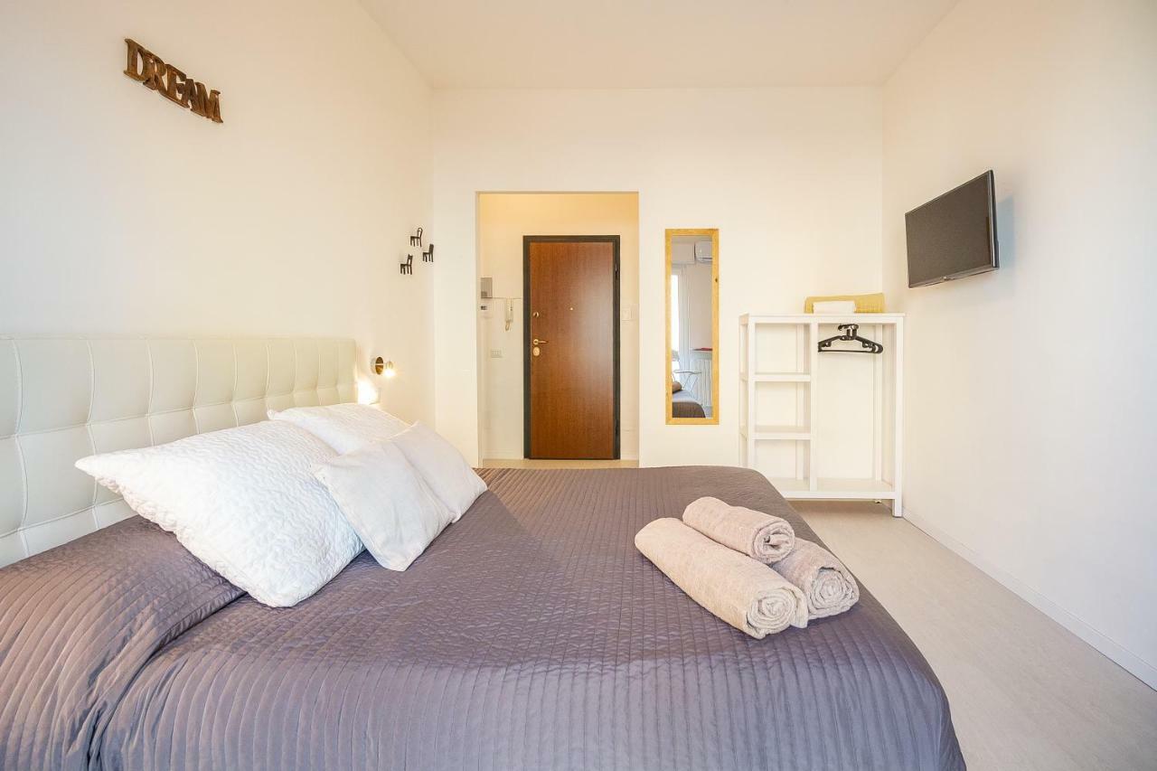 Alessia's Flat- M3 Corvetto Lejlighed Milano