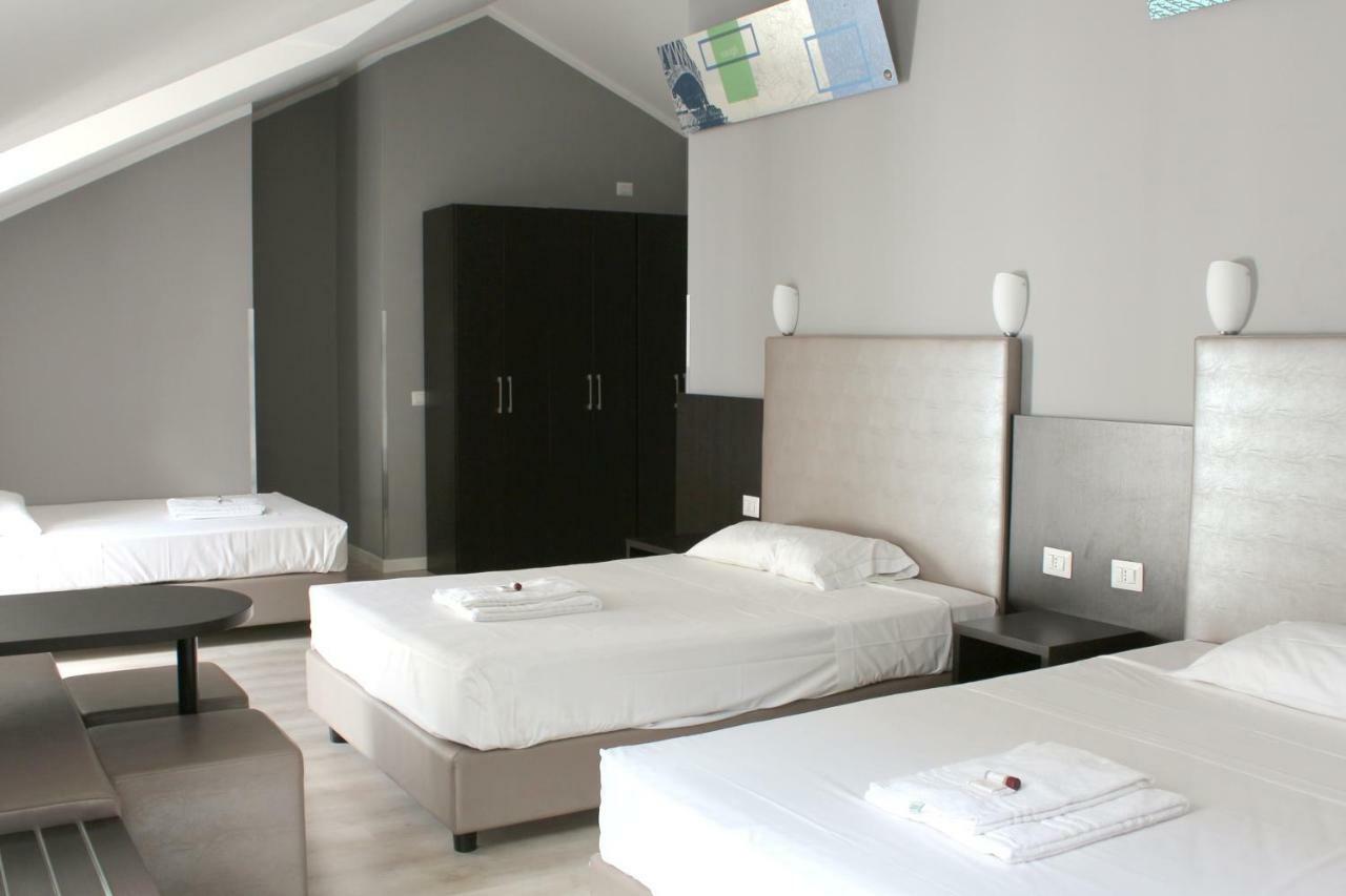 New Generation Navigli Hostel *