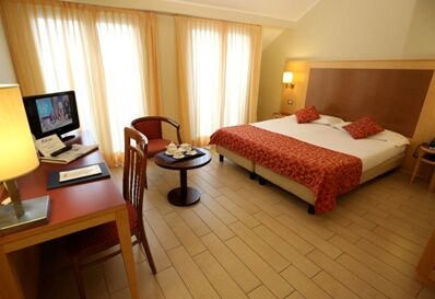 Hotel Mokinba Cristallo 3*