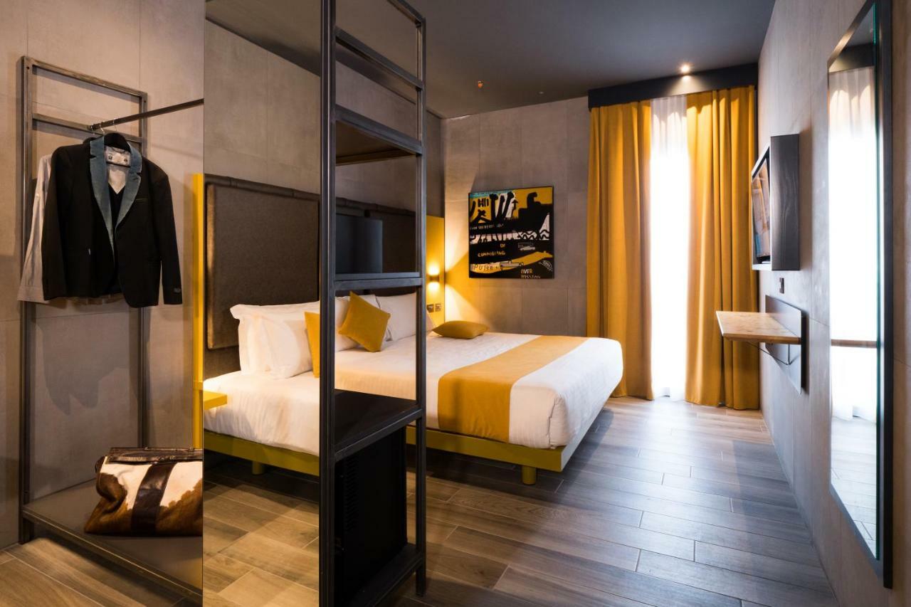 J24 Hotell Milano