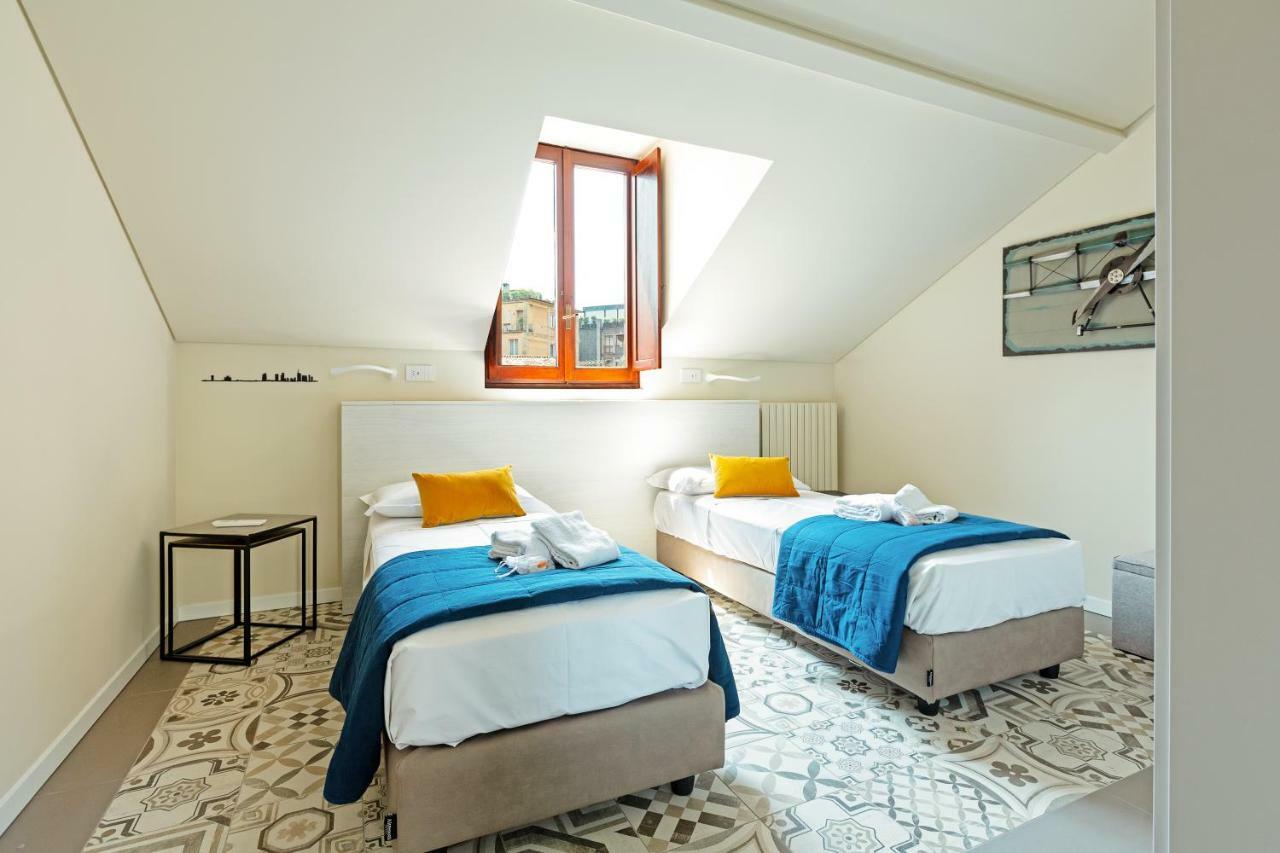 Renovated Penthouse Duomo & Via Torino *