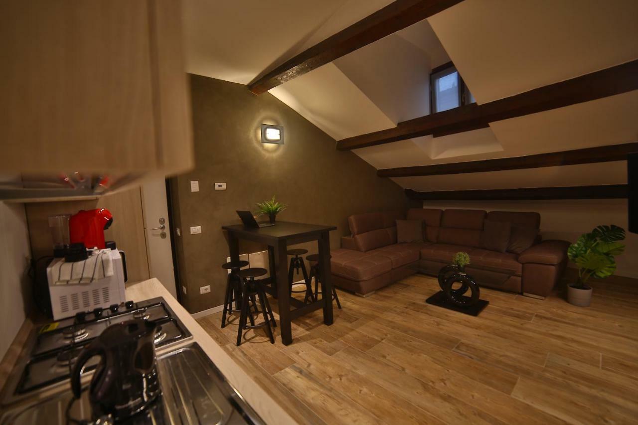 Appartamento Moscova Attic Near Duomo *