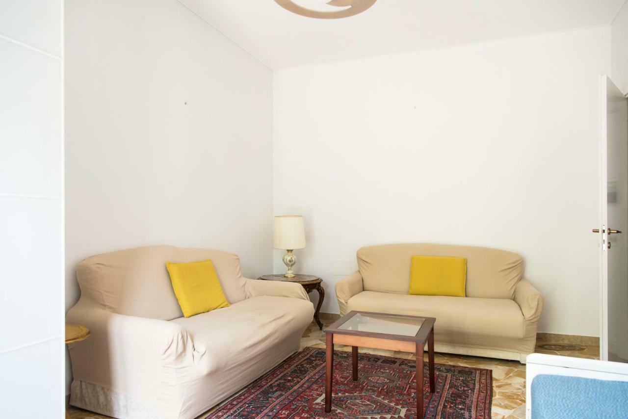 Youhosty - Pezzotti 18 Apartment