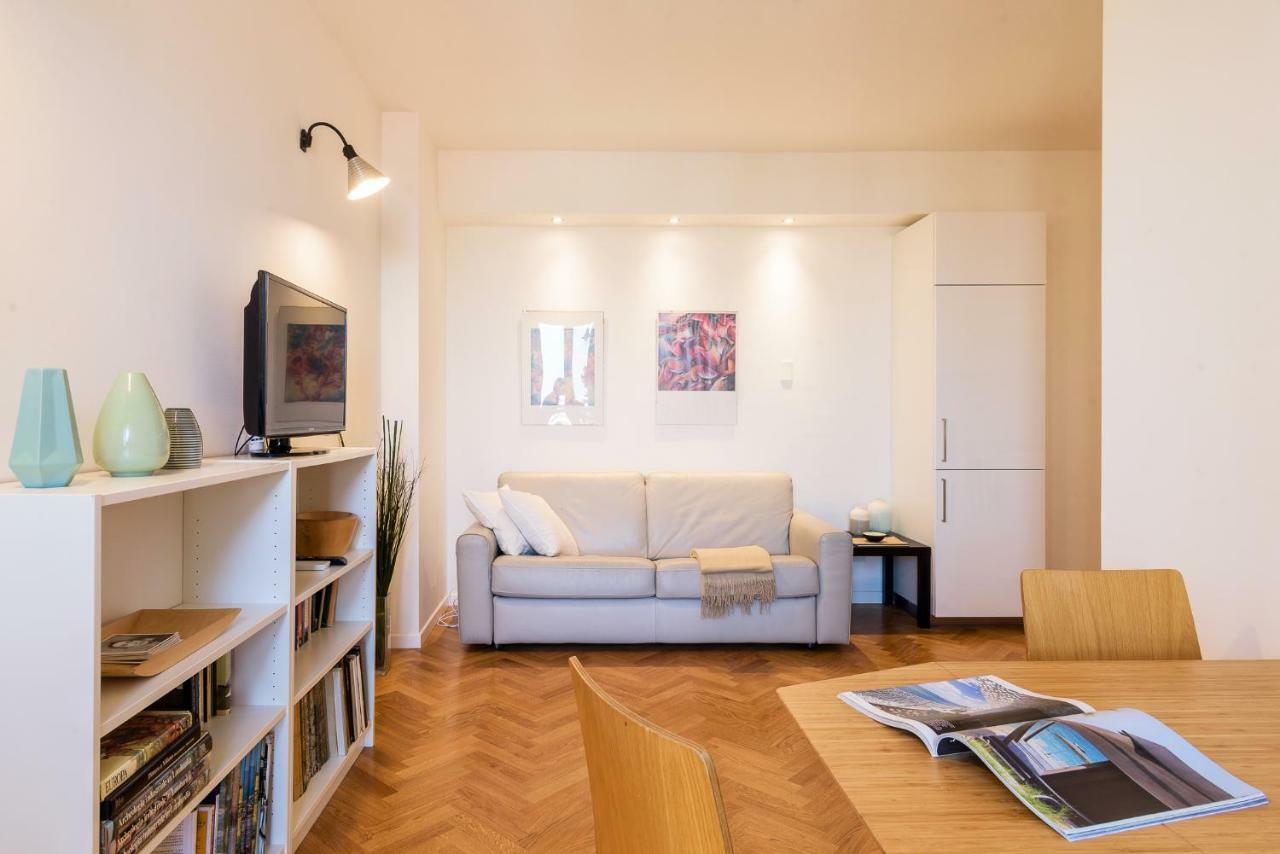 Joivy Homey 1-bed With View Near Citylife Lejlighed