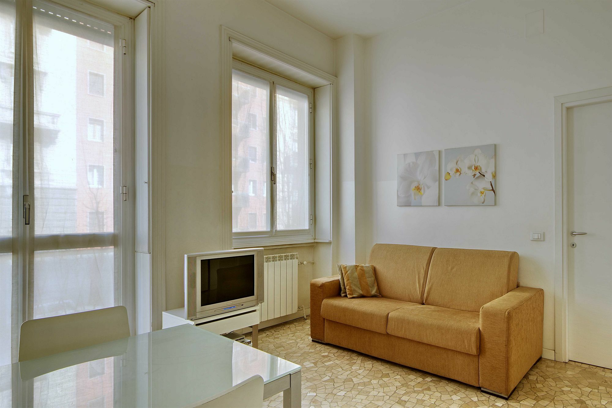 Milan Apartment Rental * Milano