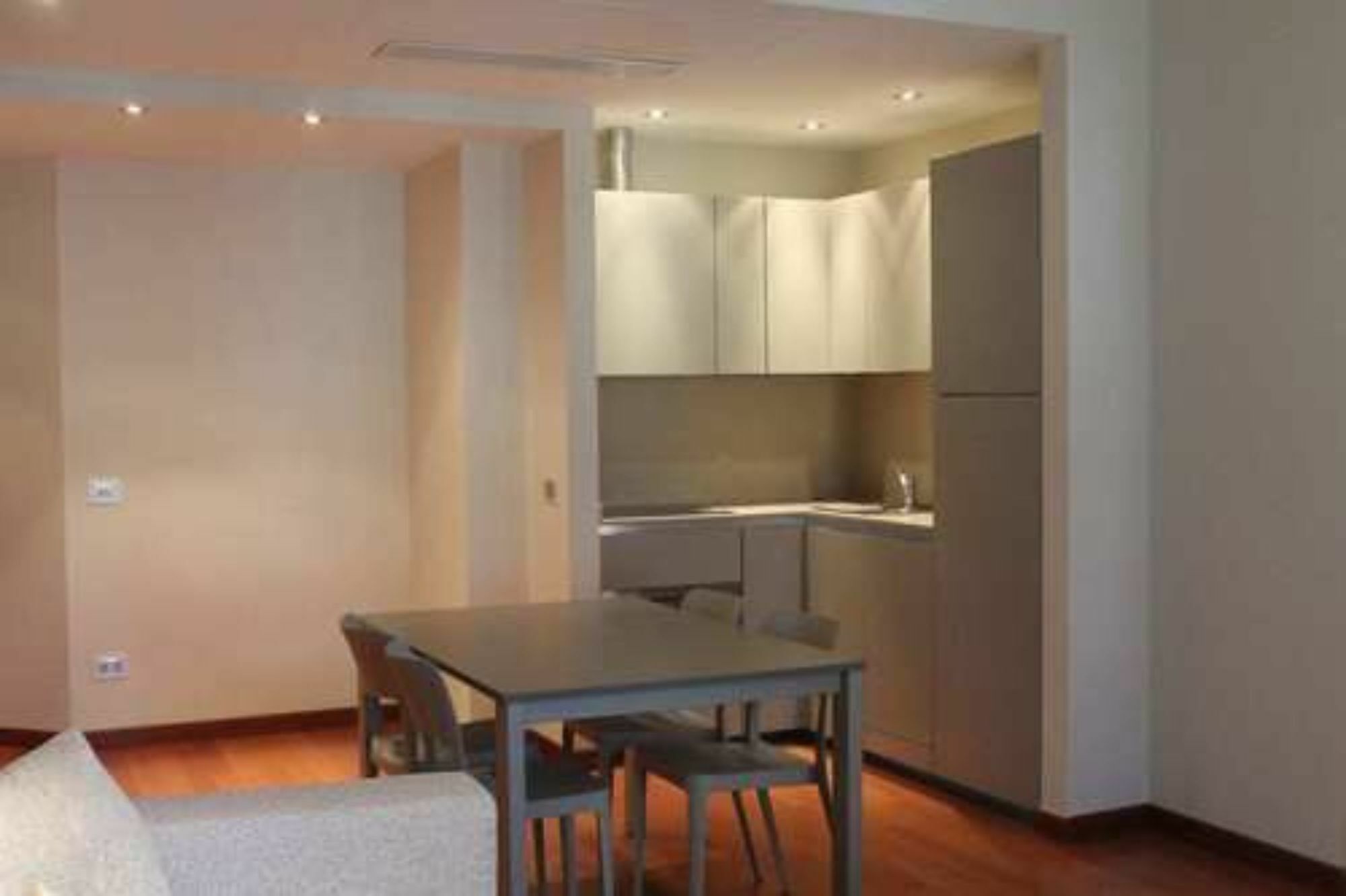 Apartment Vitruvio 43