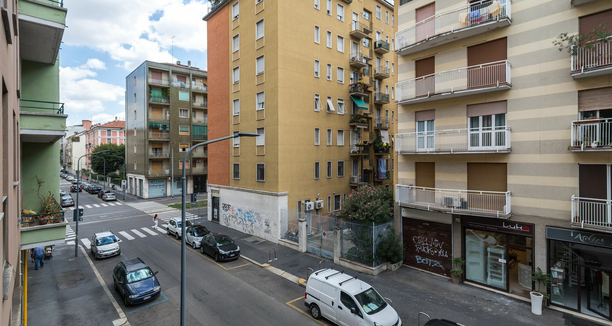 Hintown De Angeli * Milano