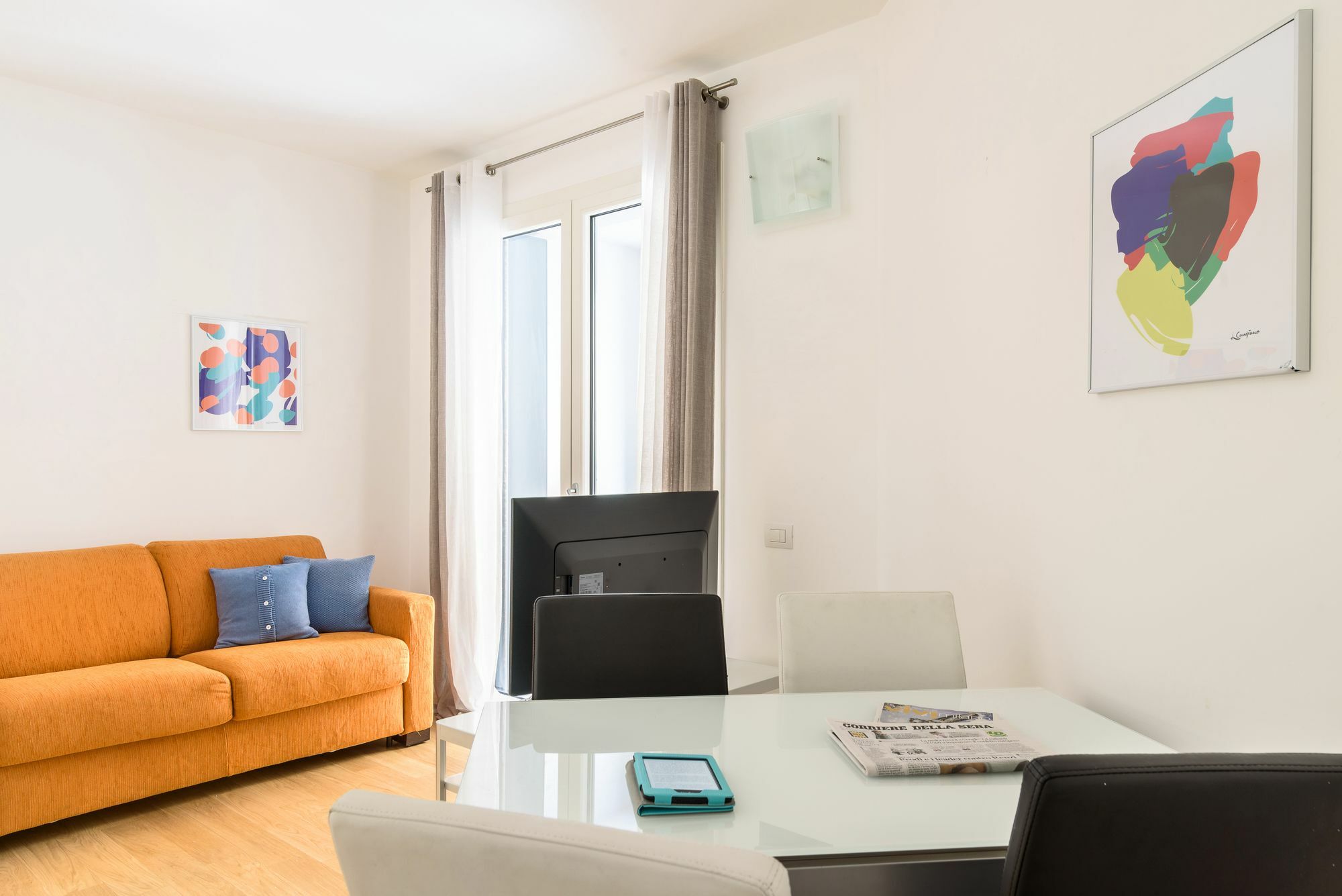 Lejlighed Joivy Sunny 1-bed Flat With Balcony Milano