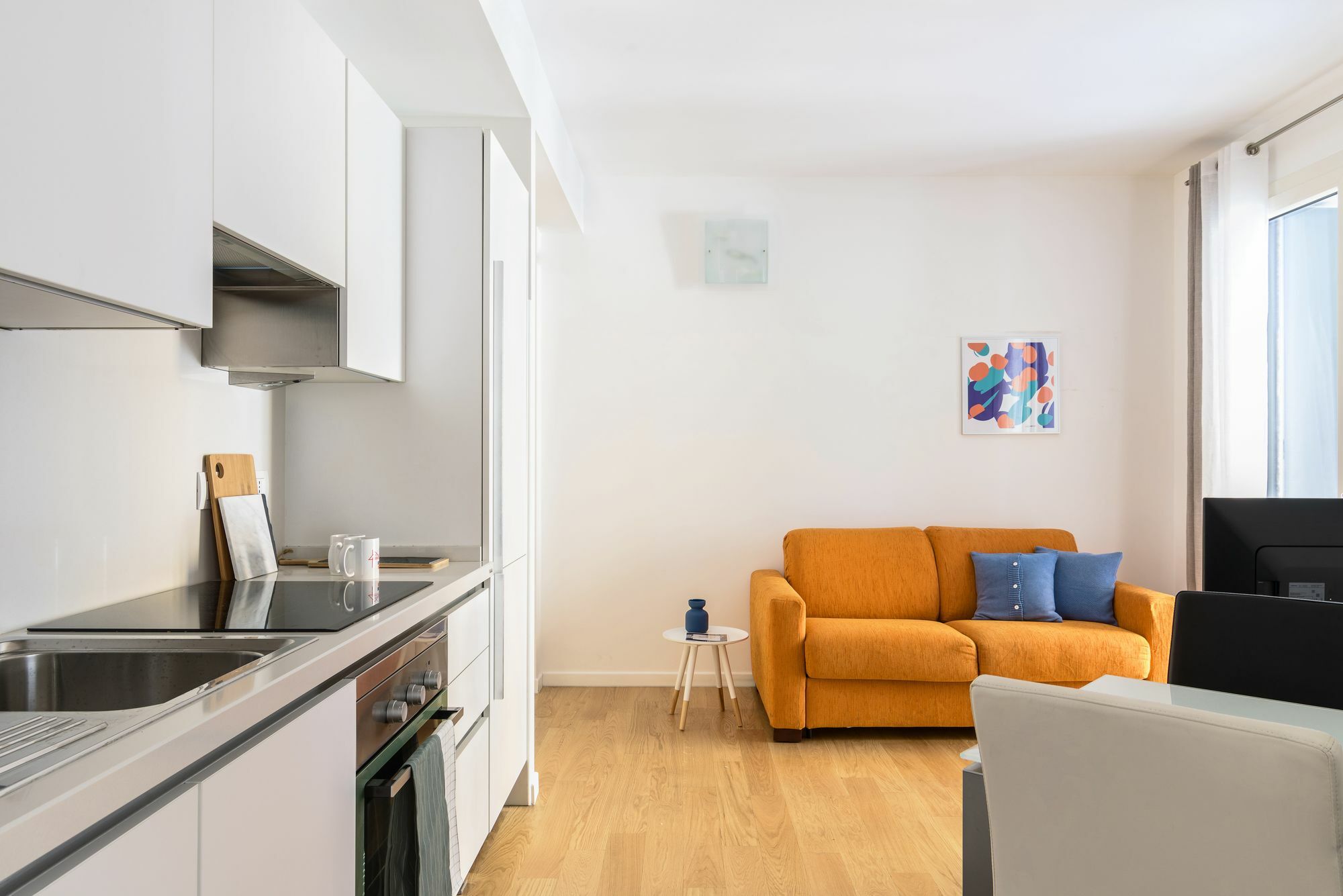 Joivy Sunny 1-bed Flat With Balcony Lejlighed