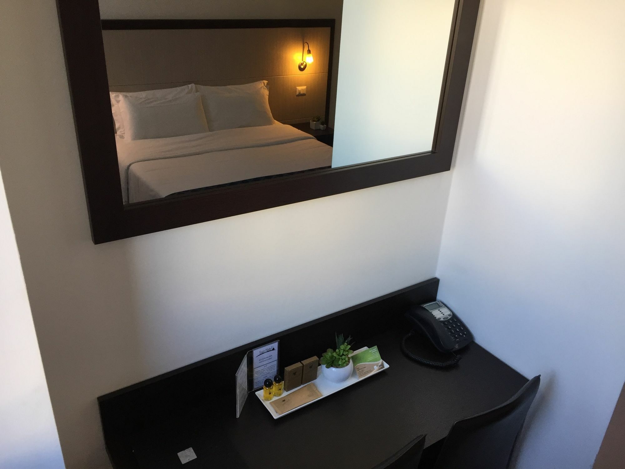 Av Hotell