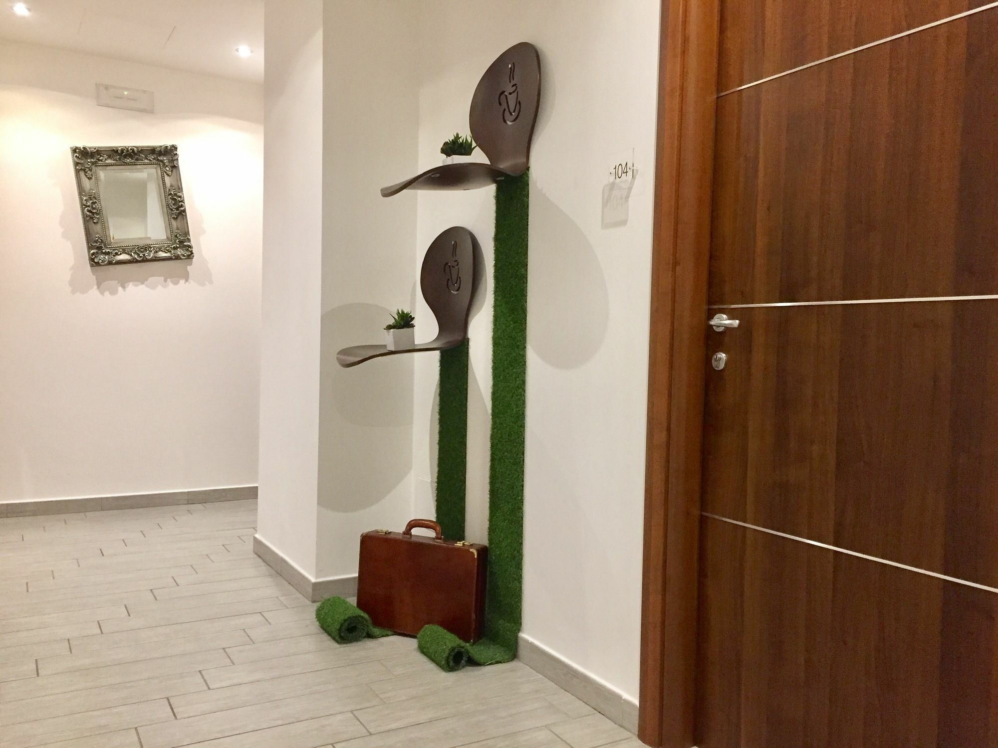 Av Hotell Milano