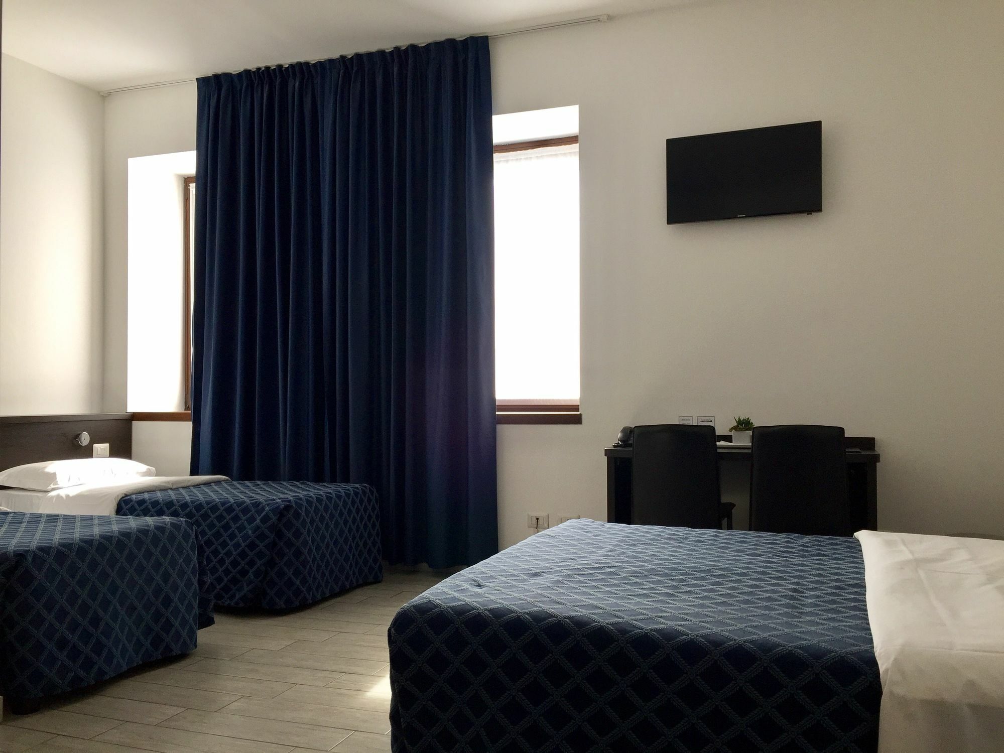 Hotell Av
