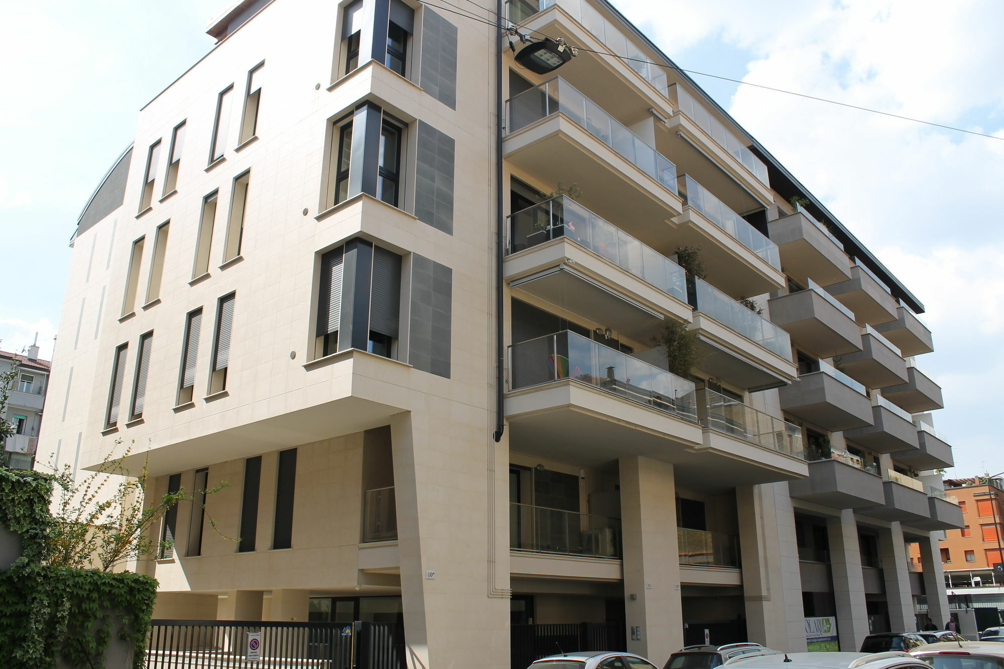 Joivy Stylish 1-bedroom Flat *