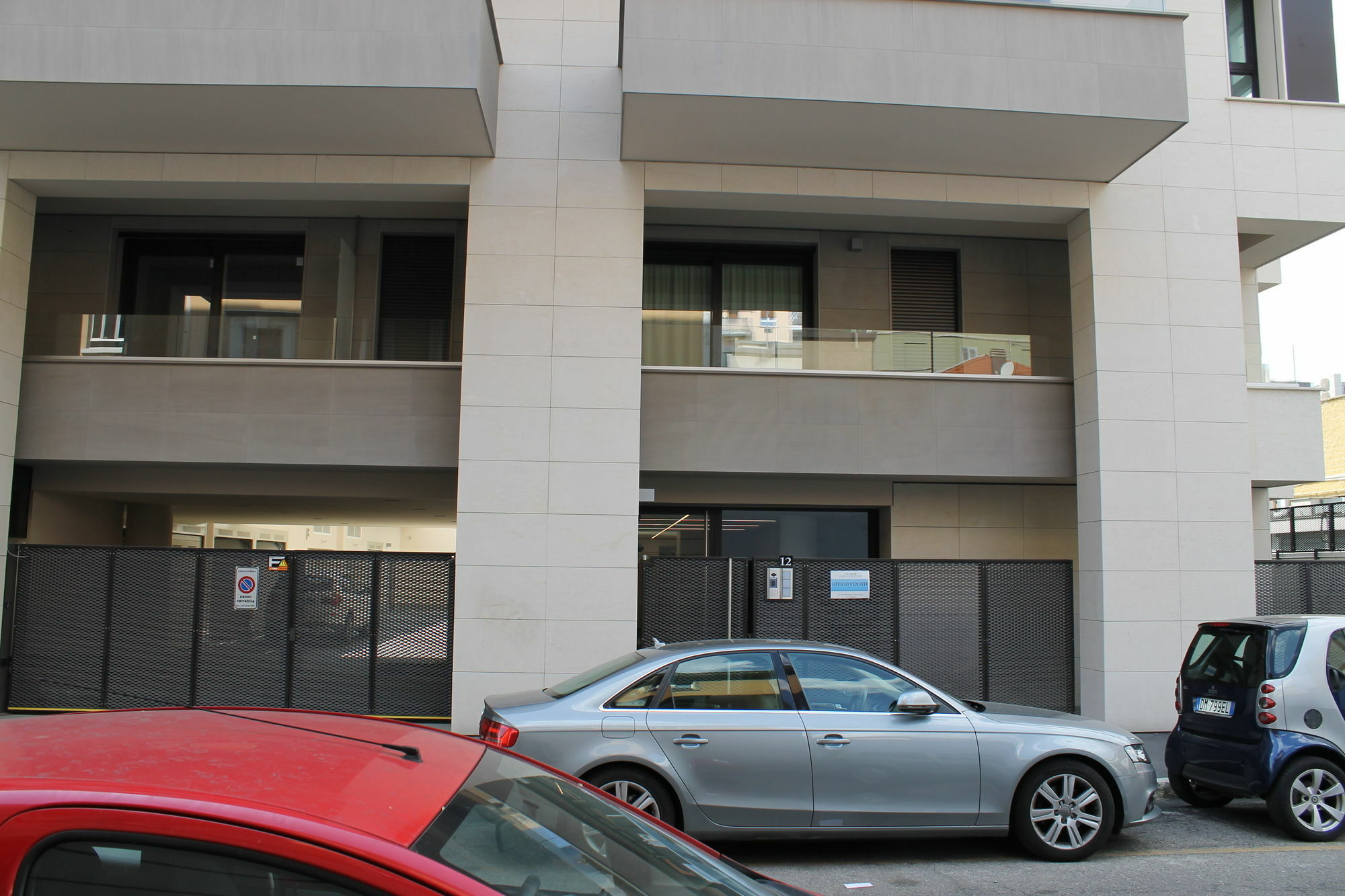 Joivy Stylish 1-bedroom Flat