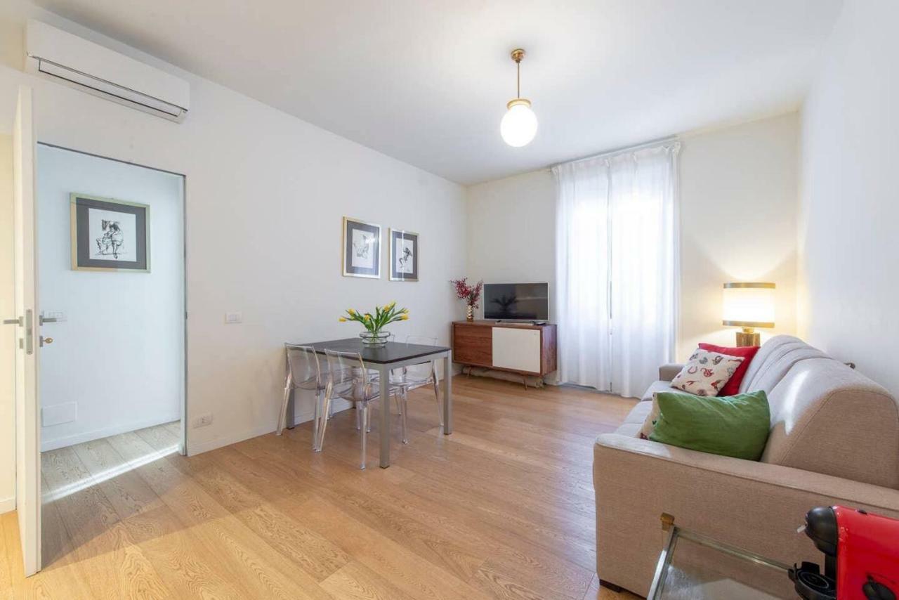 Joivy 1br In Isola With Stunning View To Bosco Verticale * Milaan