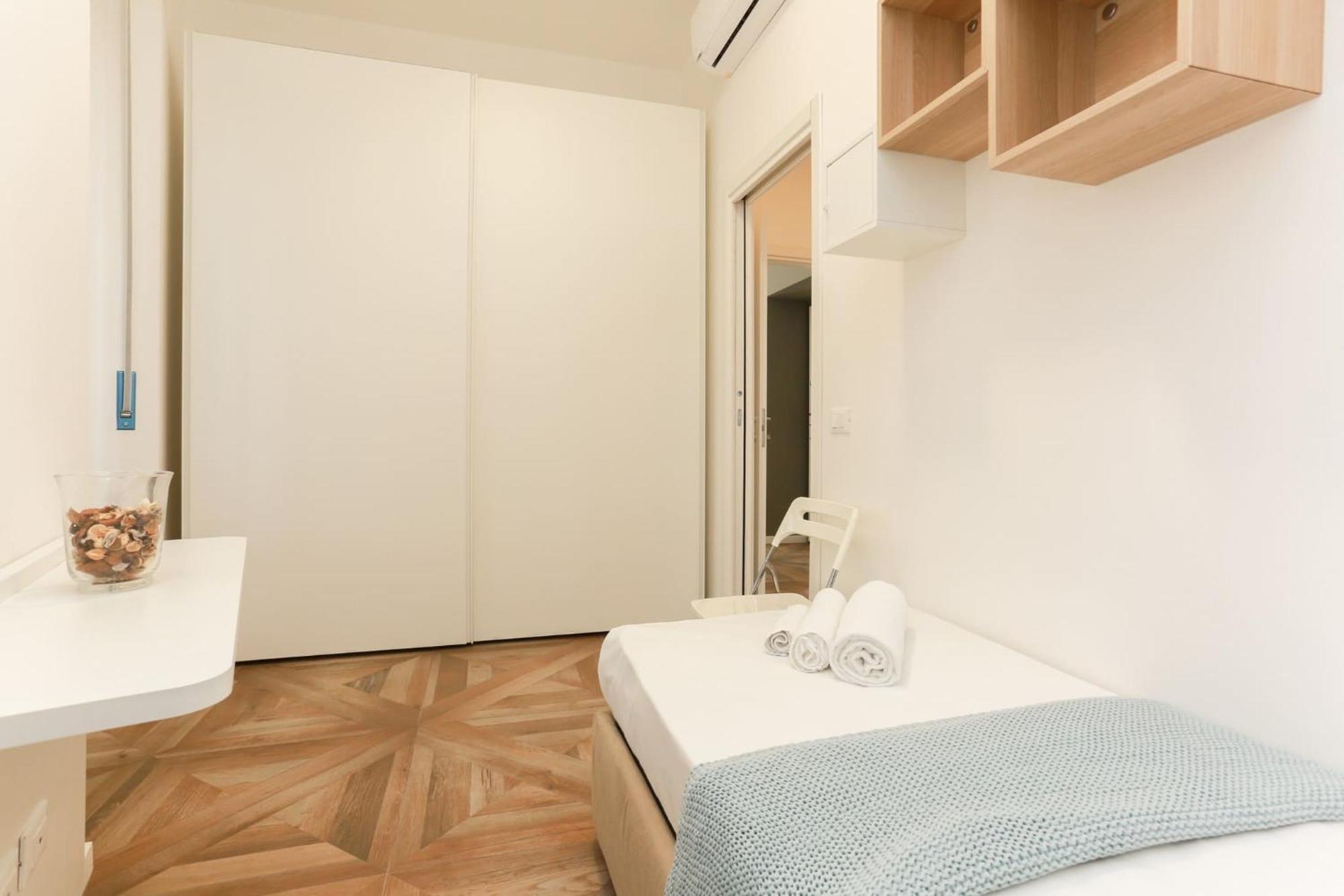 Modern Near Bocconi Milano