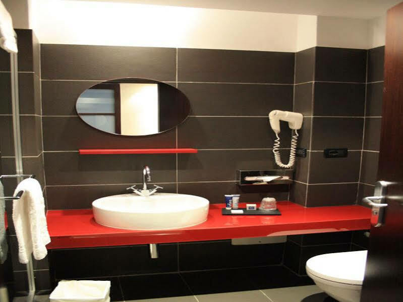 Hotel Ih Watt 13 Milan