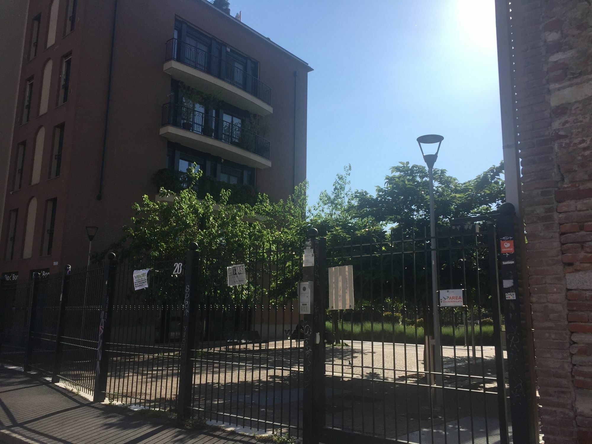 Homeathotel - Naviglio Pavese Leilighet