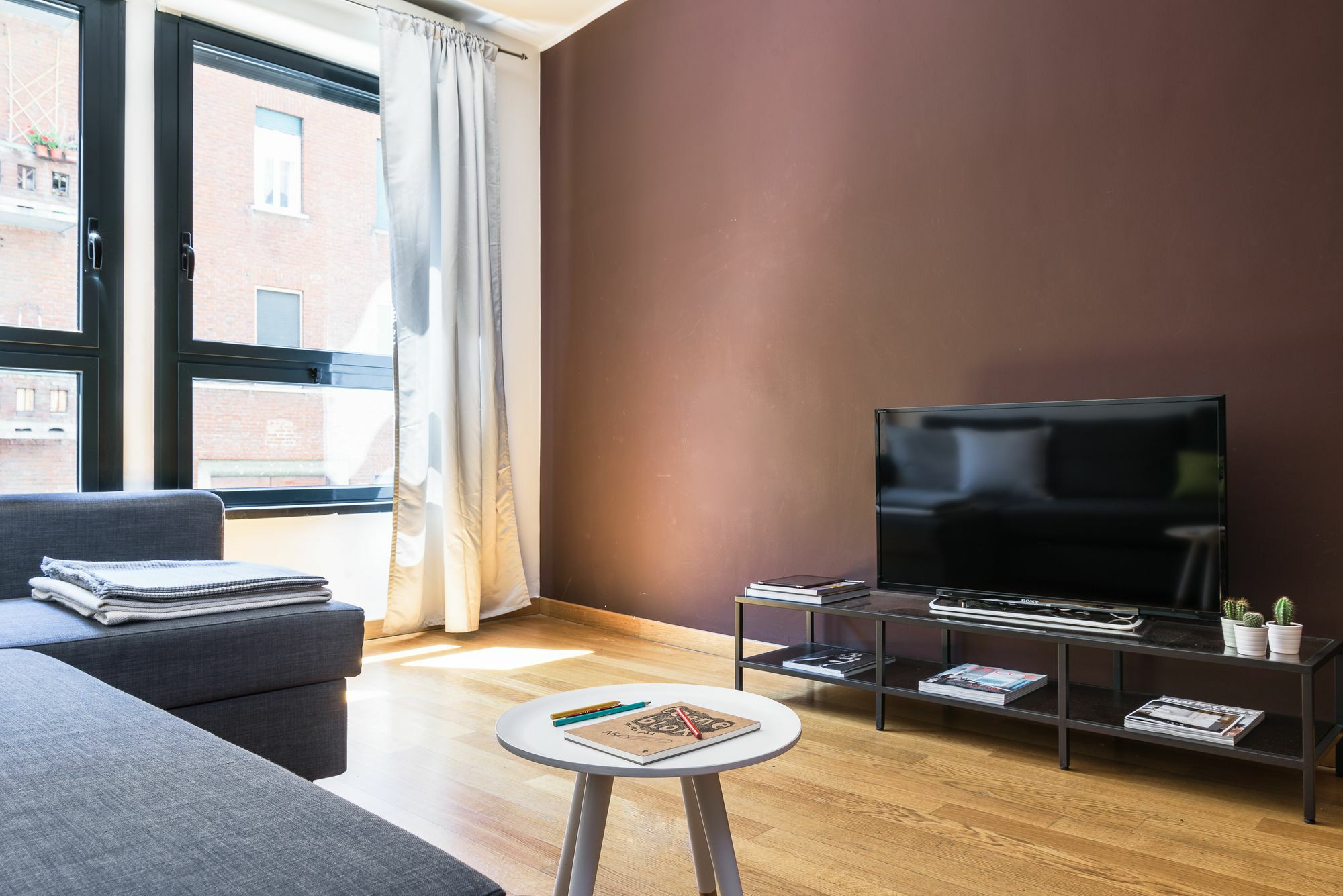 Homeathotel - Naviglio Pavese 2*