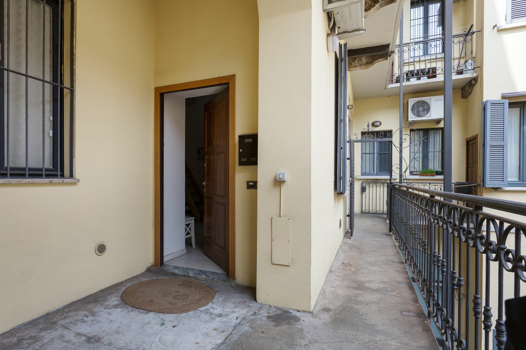 Rentopolis Farini - Isola Milano