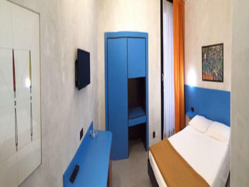 Hotel 38