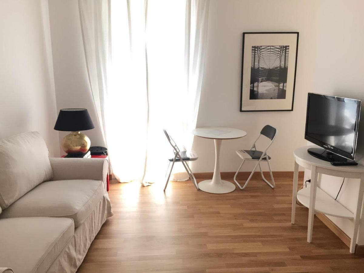 Apartment Brera - Fiori Chiari Charme
