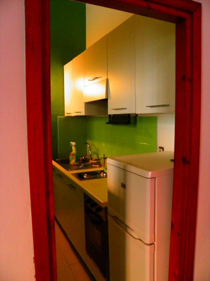 Greg's Apartment *