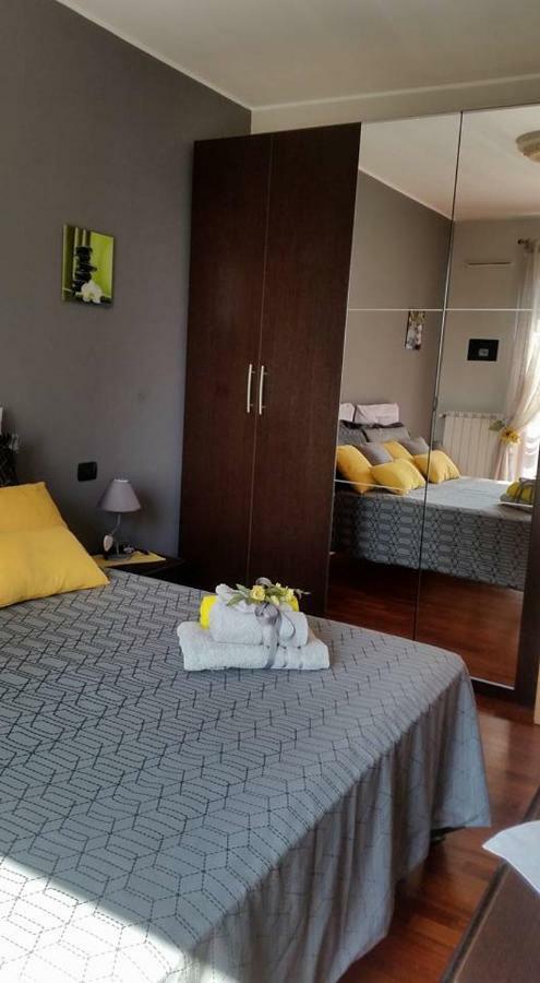 Apartment Sunflower House Ieo Ripamonti