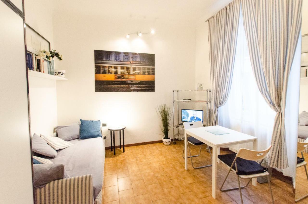 Cozy Central Studio - Porta Romana Apartment *