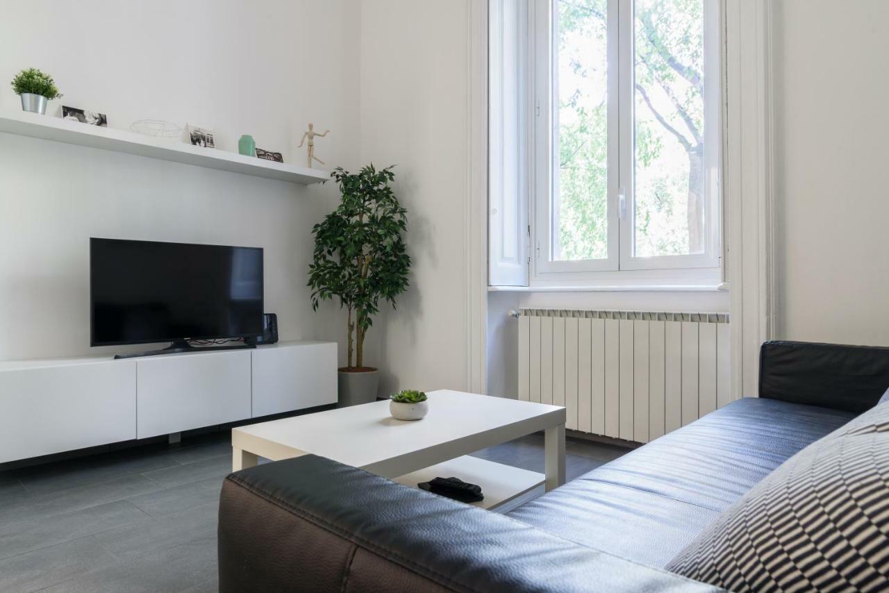 Bergognone Apartment