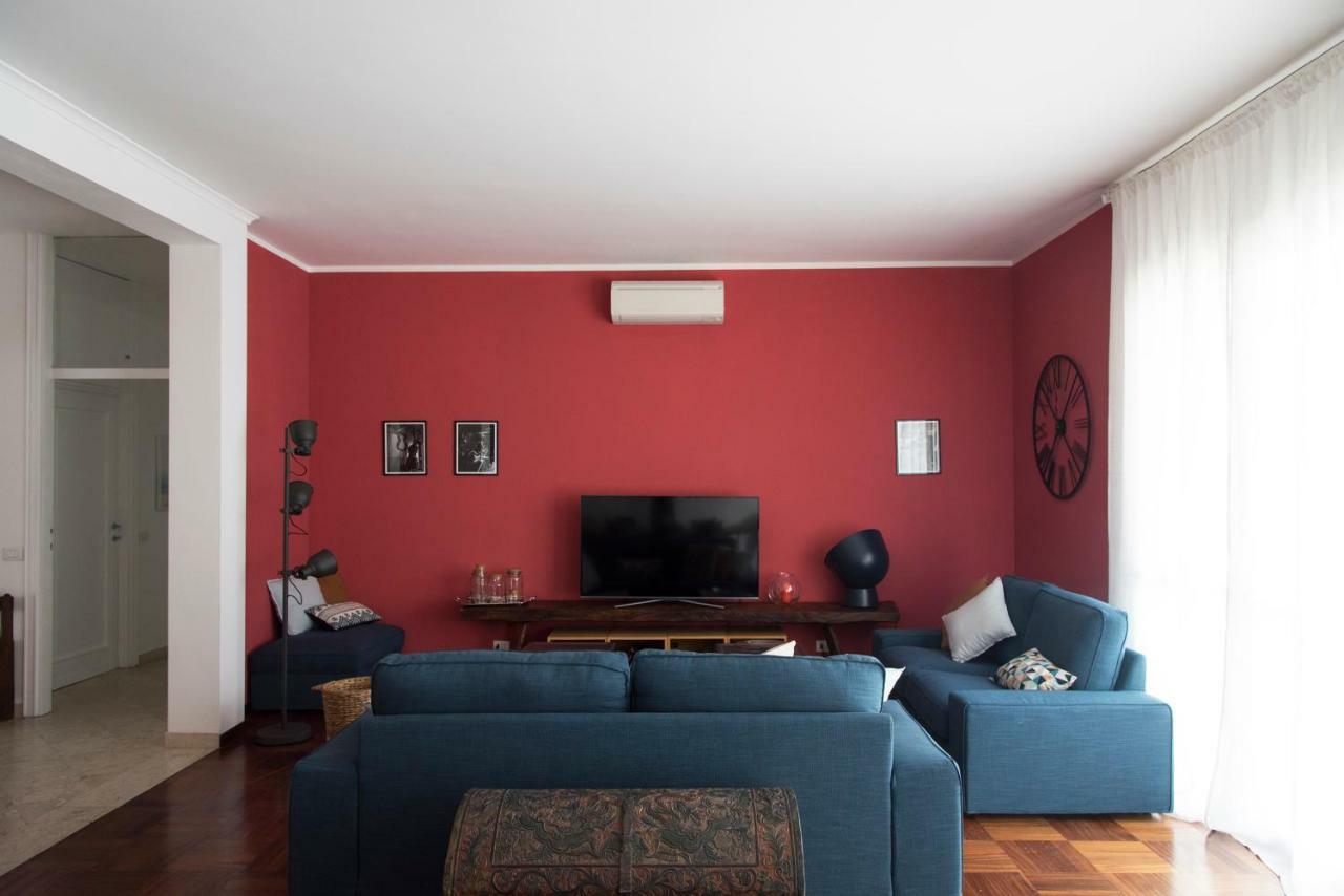 Apartment Luxurious 4bdr Penthouse Near Duomo Cathedral Milan