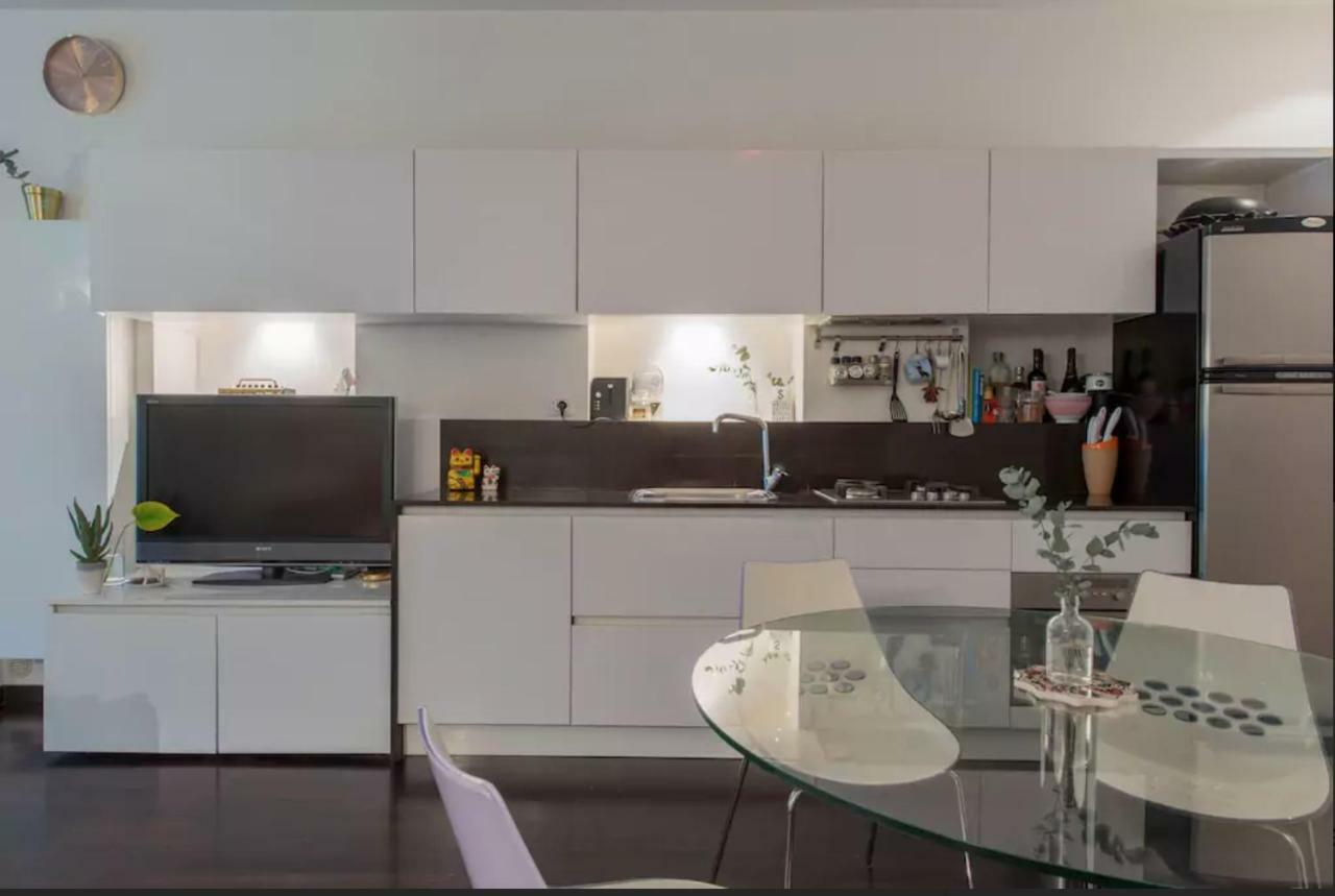 Lovely In The Heart Of Apartment Milan