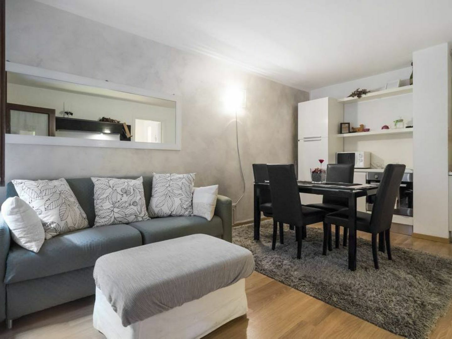 Cozy & Comfy In Navigli Area * Milaan