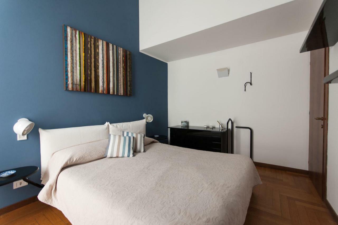 Fancy Blue Duomo Duplex Apartment *