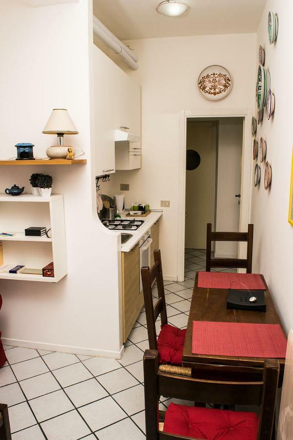 Apartment Youhosty - Mercato Dx 16 Milan