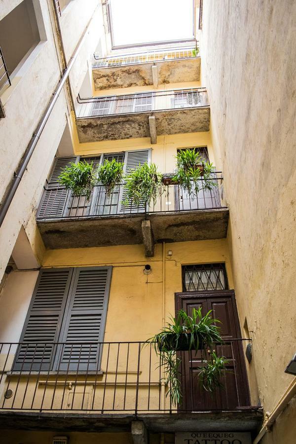Apartment Youhosty - Mercato Dx 16