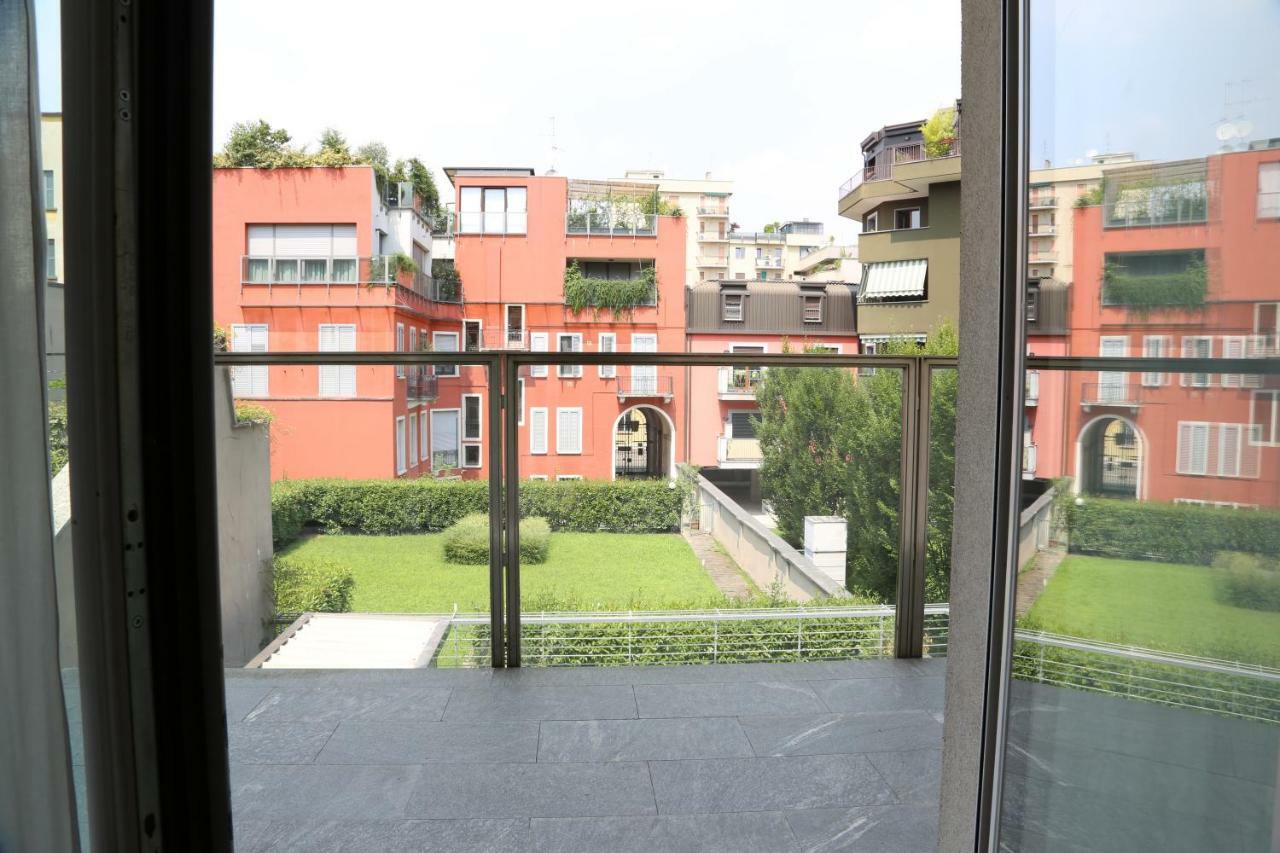 Vela Suites Centro Con Garage Apartment Mailand