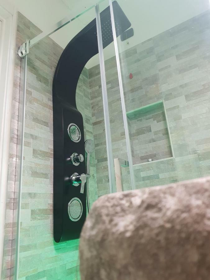 Apartment In Certosa Station