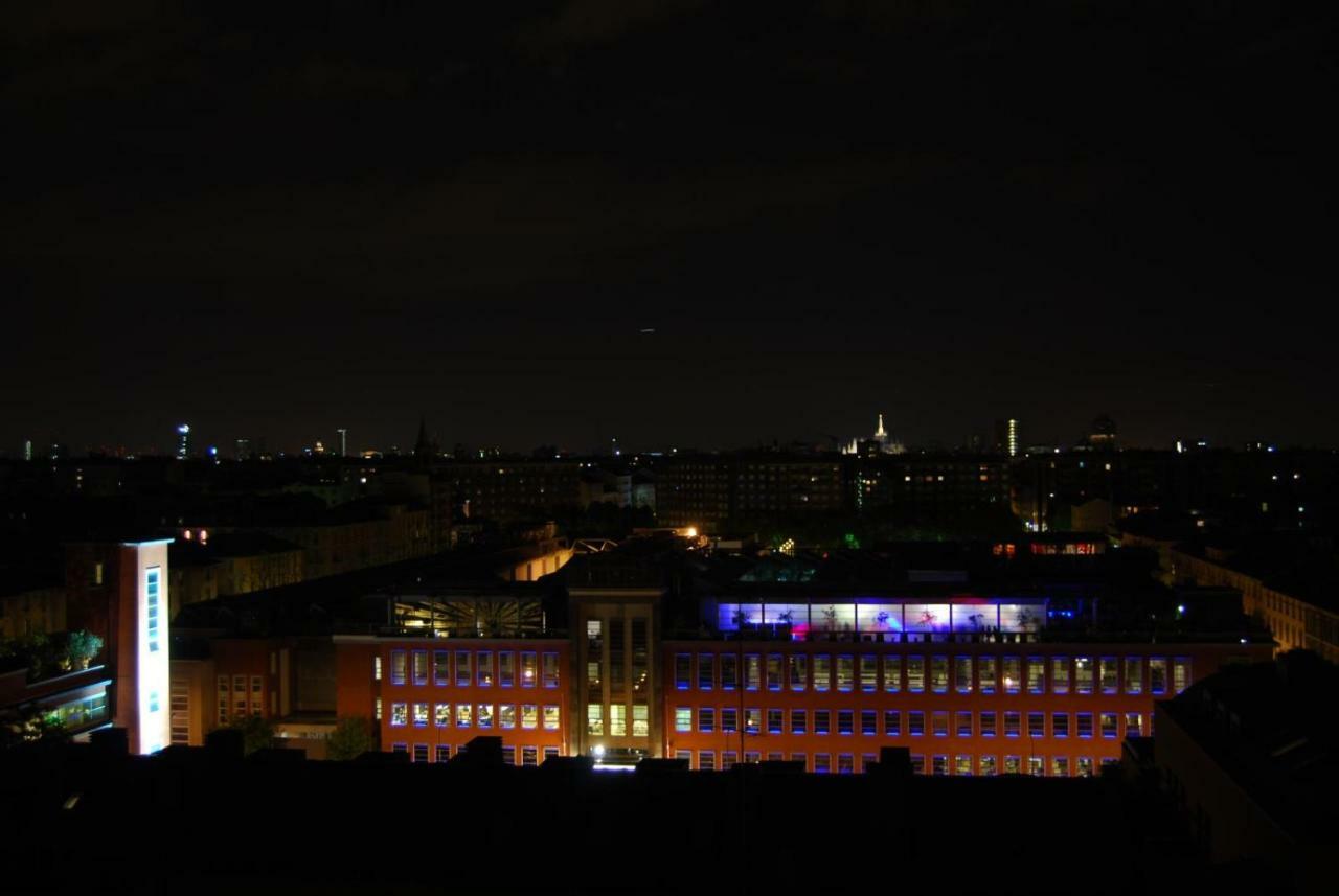 Exclusive Rooftop With Large Terrace In Solari/tortona Appartement