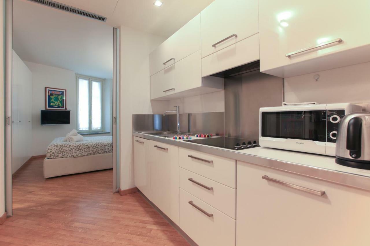 Hozyhome - Lovely Flat In Via Madonnina 23 Apartment Mailand